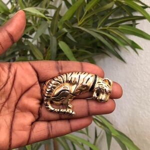 Vintage Gold Black Stripes Red Eyes Tiger Brooch Pin Boho Retro Safari Resort